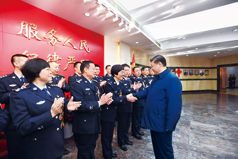 习近平：加强党对全面依法治国的领导